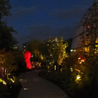 A 360 view of the Chihuly Garden on a late summers evening.